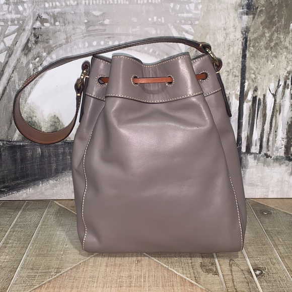 đDooney and Bourke Keegan Smooth Leather Drawstring Bucket Bag - Picture 2 of 16